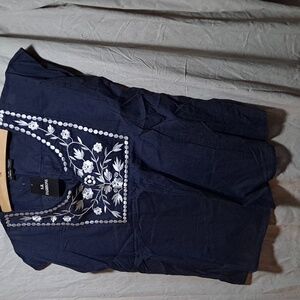 2X S.R. Fashions top